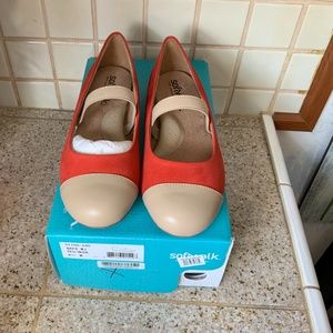 NIB SOFTWALK NAPA Red Nude Mary Janes Flats 8.5